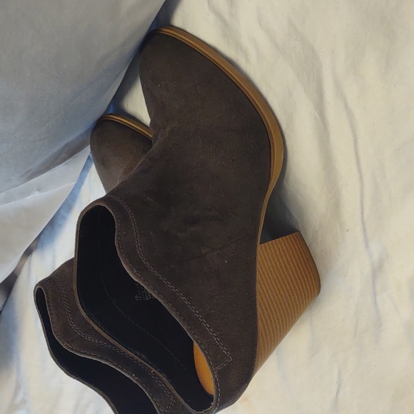 DV by Dolce Vita Dark Green/Grey Heeled Boots Size 10 Medium - Picture 7 of 14